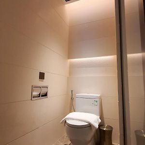 Premium Seaview Twin Room Only